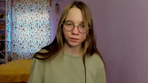 Snapshot of your_leslie chatting on February 2025 02:12:01 PM Leslie online show from February 2025 02:12:01 PM