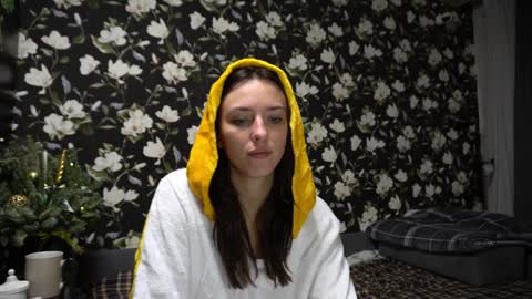 Meri  online show from December 2024 09:58:01 PM