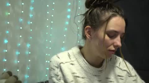 Meri  online show from February 2026 08:43:01 PM