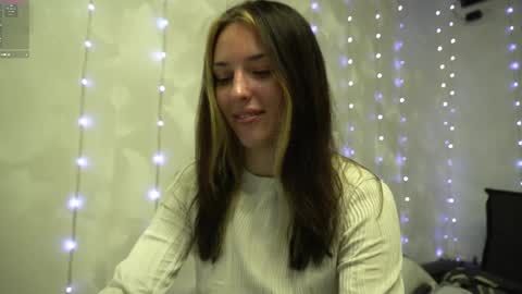 Snapshot of your_little_flexible_girl chatting on April 2026 08:04:02 PM Meri online show from April 2026 08:04:02 PM