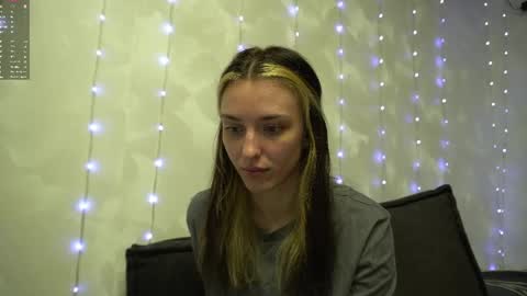Snapshot of your_little_flexible_girl chatting on April 2026 08:57:02 PM Meri online show from April 2026 08:57:02 PM