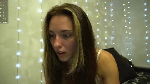 Snapshot of your_little_flexible_girl chatting on July 2026 07:49:01 PM Meri online show from July 2026 07:49:01 PM