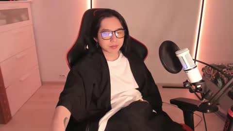 Han   online show from January 2026 11:51:02 PM