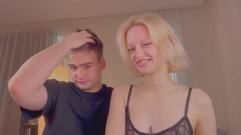 your_molly_mark online show from September 2025 03:06:01 PM