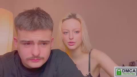 your_molly_mark online show from November 2025 04:06:02 PM