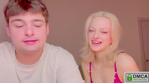 your_molly_mark online show from April 2026 02:20:01 AM