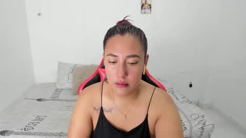 Snapshot of your_naughty_girl_x chatting on February 2025 03:22:01 AM EMILY independent model online show from February 2025 03:22:01 AM