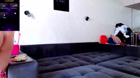 Nina online show from April 2026 10:08:01 AM