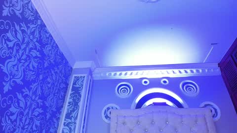 Salome online show from December 2024 06:33:02 AM