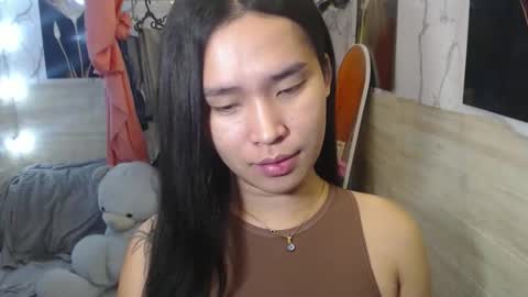 your_twinkletoes18 online show from March 2026 12:06:01 AM