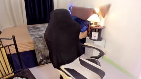 yourasian_bradley online show from February 2025 02:57:01 PM