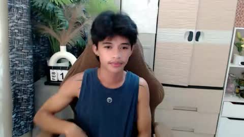 Snapshot of yourasian_eric chatting on February 2026 04:25:01 PM yourasian_eric online show from February 2026 04:25:01 PM