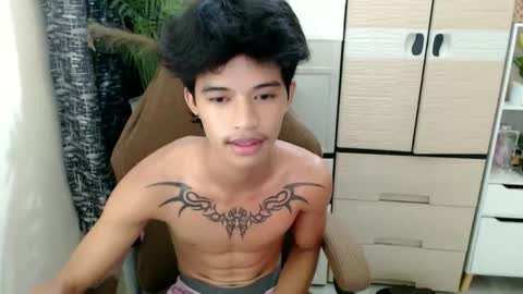 Snapshot of yourasian_eric chatting on February 2026 05:09:02 PM yourasian_eric online show from February 2026 05:09:02 PM