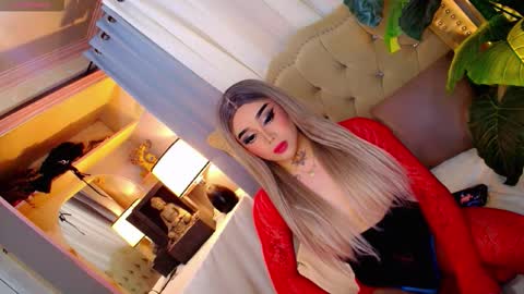 kim online show from October 2025 06:25:01 AM