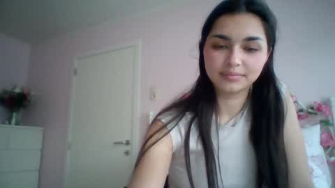 Snapshot of yourbella37 chatting on May 2026 07:09:02 PM yourbella37 online show from May 2026 07:09:02 PM