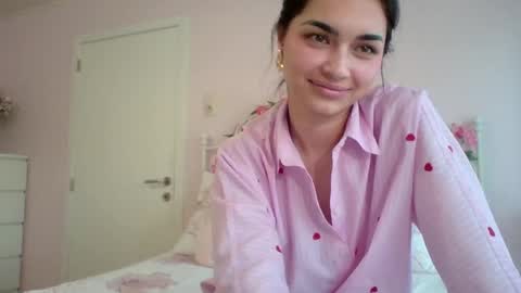 Snapshot of yourbella37 chatting on May 2026 06:58:01 PM yourbella37 online show from May 2026 06:58:01 PM