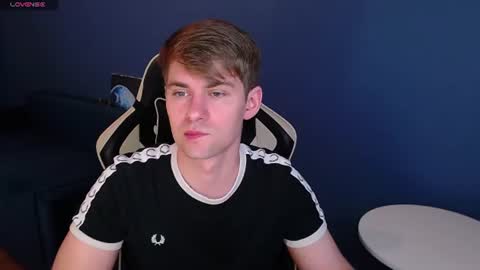 Snapshot of yourbilly chatting on June 2026 01:33:01 AM Billy online show from June 2026 01:33:01 AM