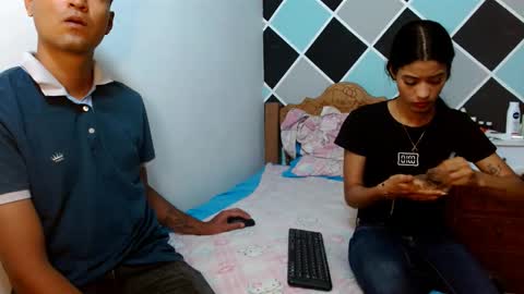 yourcouplehot online show from January 2026 07:33:02 AM