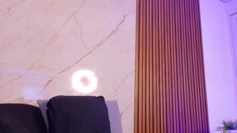 Selena online show from October 2025 03:59:02 AM