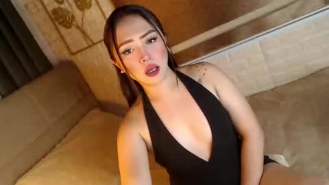 JEN  online show from November 2025 11:18:02 AM