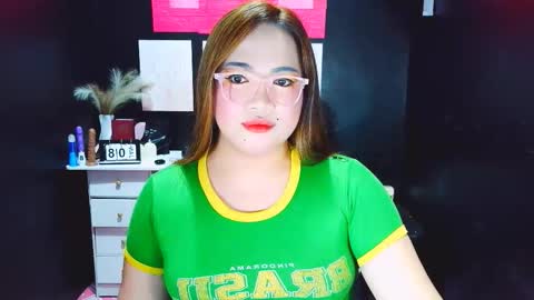 Snapshot of yourdirtygirl_lyla chatting on January 2026 02:25:02 AM yourdirtygirl_lyla online show from January 2026 02:25:02 AM