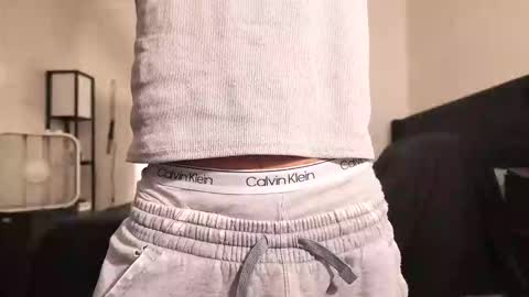 yourguuy21 online show from March 2026 08:01:01 PM