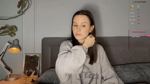 Snapshot of yourher0in chatting on December 2024 03:17:01 PM Aida online show from December 2024 03:17:01 PM