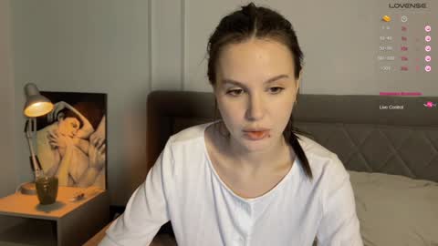 Snapshot of yourher0in chatting on January 2025 11:18:02 AM Aida online show from January 2025 11:18:02 AM