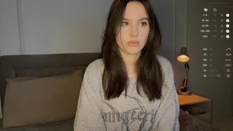 Snapshot of yourher0in chatting on January 2025 11:43:02 AM Aida online show from January 2025 11:43:02 AM