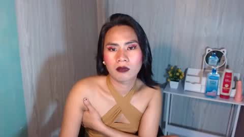 Mauie  online show from March 2025 09:36:02 PM