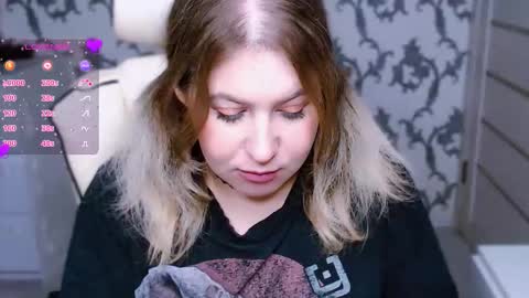 Snapshot of yourkarma_2_0 chatting on October 2025 04:50:01 PM Karma online show from October 2025 04:50:01 PM