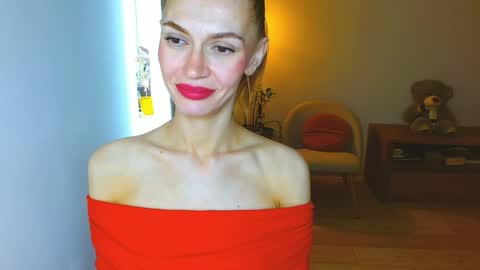 Snapshot of yourladysunshine chatting on May 2026 07:26:02 AM Ksyusha online show from May 2026 07:26:02 AM