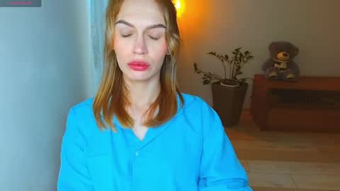 Snapshot of yourladysunshine chatting on June 2026 07:54:02 AM Ksyusha online show from June 2026 07:54:02 AM