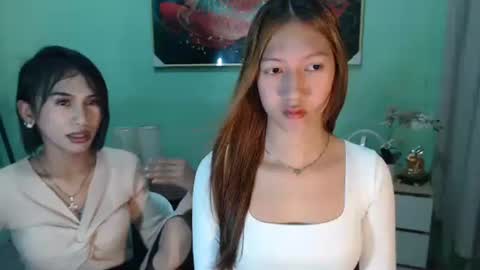 Snapshot of yourlegalbaby chatting on June 2026 05:31:02 AM elle online show from June 2026 05:31:02 AM
