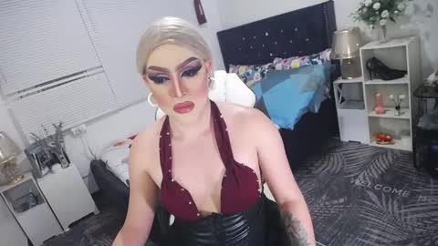 Snapshot of yourlivingonurdream chatting on March 2025 03:45:02 PM --               online show from March 2025 03:45:02 PM
