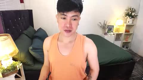 Snapshot of yourlivingonurdream chatting on September 2025 02:51:01 PM --               online show from September 2025 02:51:01 PM