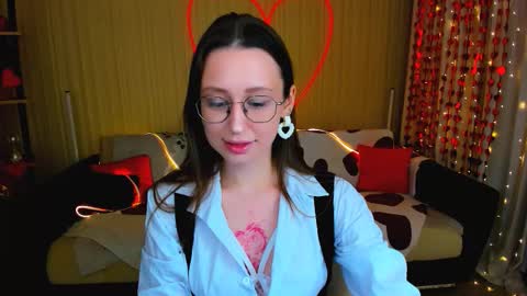 Snapshot of yourlovelystoryy chatting on February 2026 04:35:01 PM Vetta online show from February 2026 04:35:01 PM