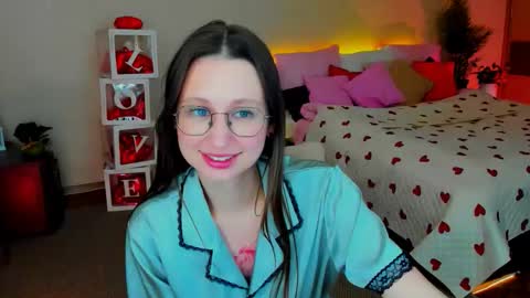 Snapshot of yourlovelystoryy chatting on February 2026 12:45:02 PM Vetta online show from February 2026 12:45:02 PM