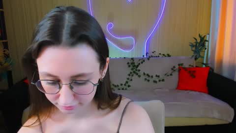 Snapshot of yourlovelystoryy chatting on May 2026 01:49:02 PM Vetta online show from May 2026 01:49:02 PM