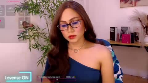 Snapshot of yournaughty_poxysweet chatting on June 2026 12:02:01 PM poxy online show from June 2026 12:02:01 PM