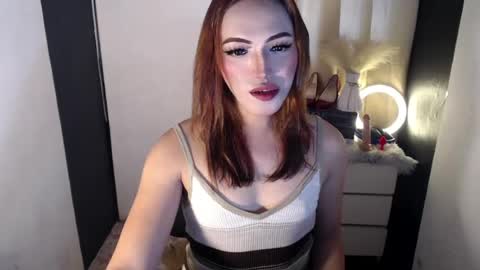 Snapshot of yournaughtykendal chatting on August 2026 03:30:02 AM TIFFANY SUCKING QUEEN online show from August 2026 03:30:02 AM