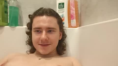 Snapshot of yourpantyhosesla_ve chatting on November 2025 01:25:02 AM Nylon slave online show from November 2025 01:25:02 AM