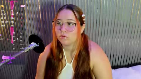 CHLOE online show from January 2026 12:08:02 PM