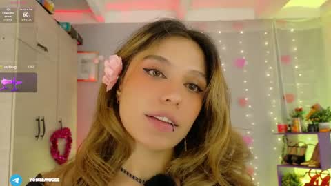 Snapshot of yourrmuse_ chatting on August 2026 09:04:01 AM Isabella but you can call me Isa .-. online show from August 2026 09:04:01 AM