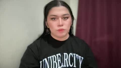 LALA online show from April 2026 08:02:02 PM