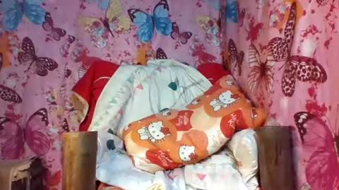 im MAY online show from January 2025 01:35:01 AM