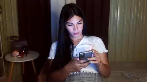 Snapshot of yoursubmissive_larah chatting on June 2026 02:32:01 PM yoursubmissive_larah online show from June 2026 02:32:01 PM