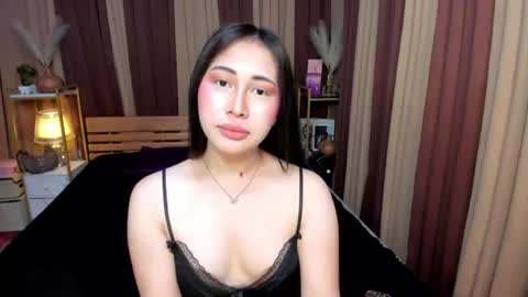 Snapshot of yoursubmissivegirl_zoe chatting on June 2026 11:22:02 PM submissive and slave girl online show from June 2026 11:22:02 PM
