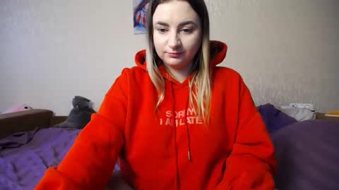 Sofia online show from October 2025 11:41:02 AM