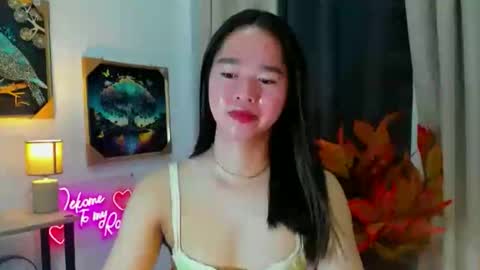 yourtinybunny online show from December 2025 11:05:01 AM
